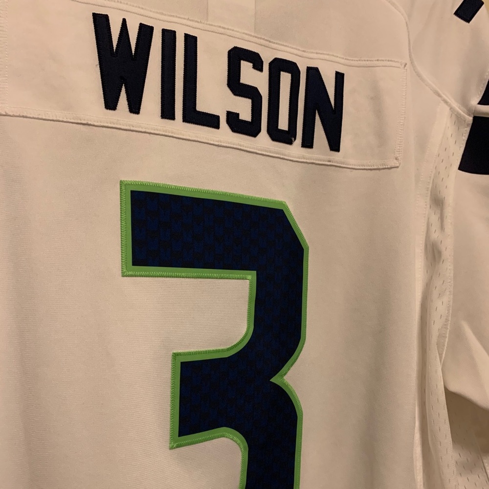 Russel Wilson authentic Jersey